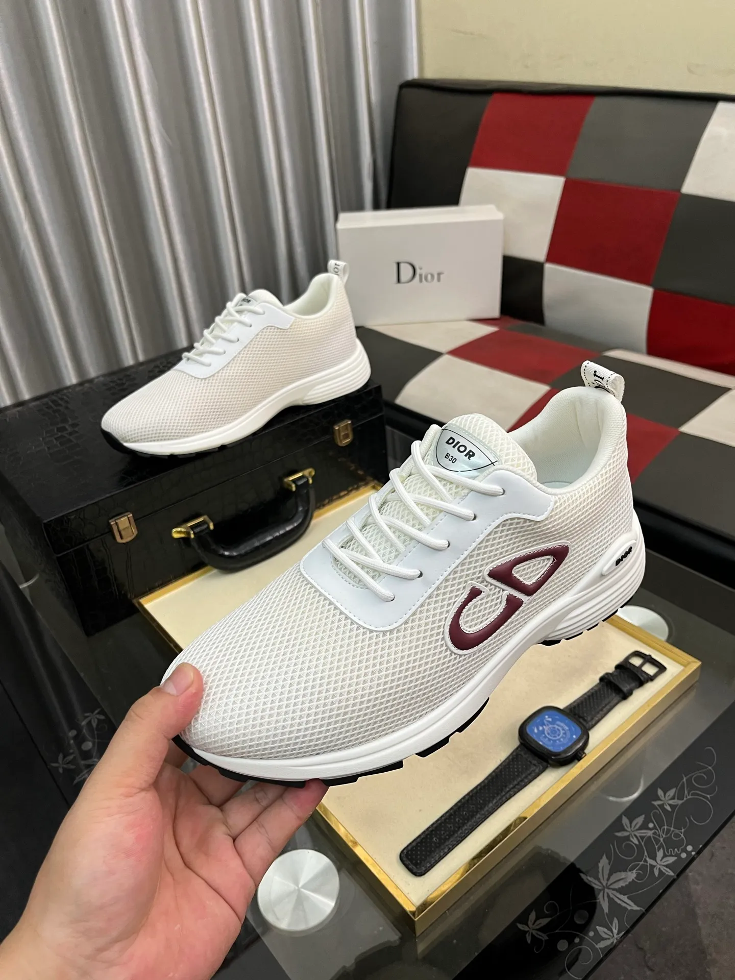 Men's Men's Shoes 💰440⌚️⌚️[Dior] Dior's new casual men's shoes are launched in Hong Kong counters. Official website 1:1 production. Original Italian materials. Designed by European and American masters. Perfect shape to create counter quality. Solid color rubber wear-resistant outsole and classic dazzling head! Super versatile and very comfortable. High-end without losing taste, fashionable and novel! ! Absolute focus! Code number: 38-444️⃣Colors available